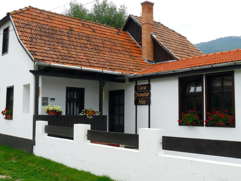 Casa Demeter Hotell Rimetea Exteriör bild
