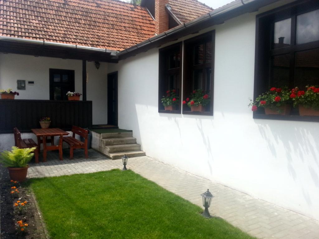 Casa Demeter Hotell Rimetea Exteriör bild